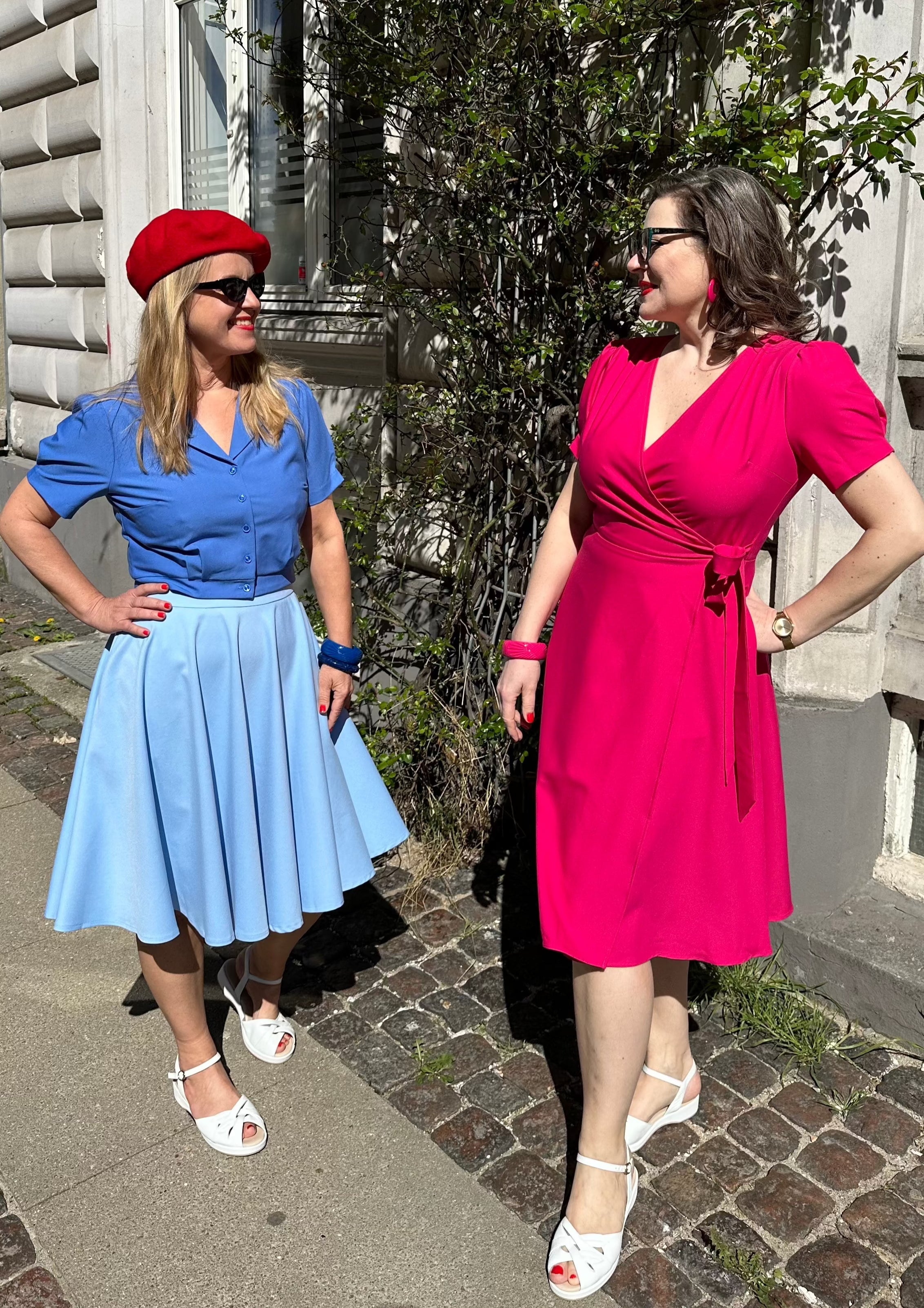 1950er stils swingnederdel i lys himmelblå tøj Daisy Dapper