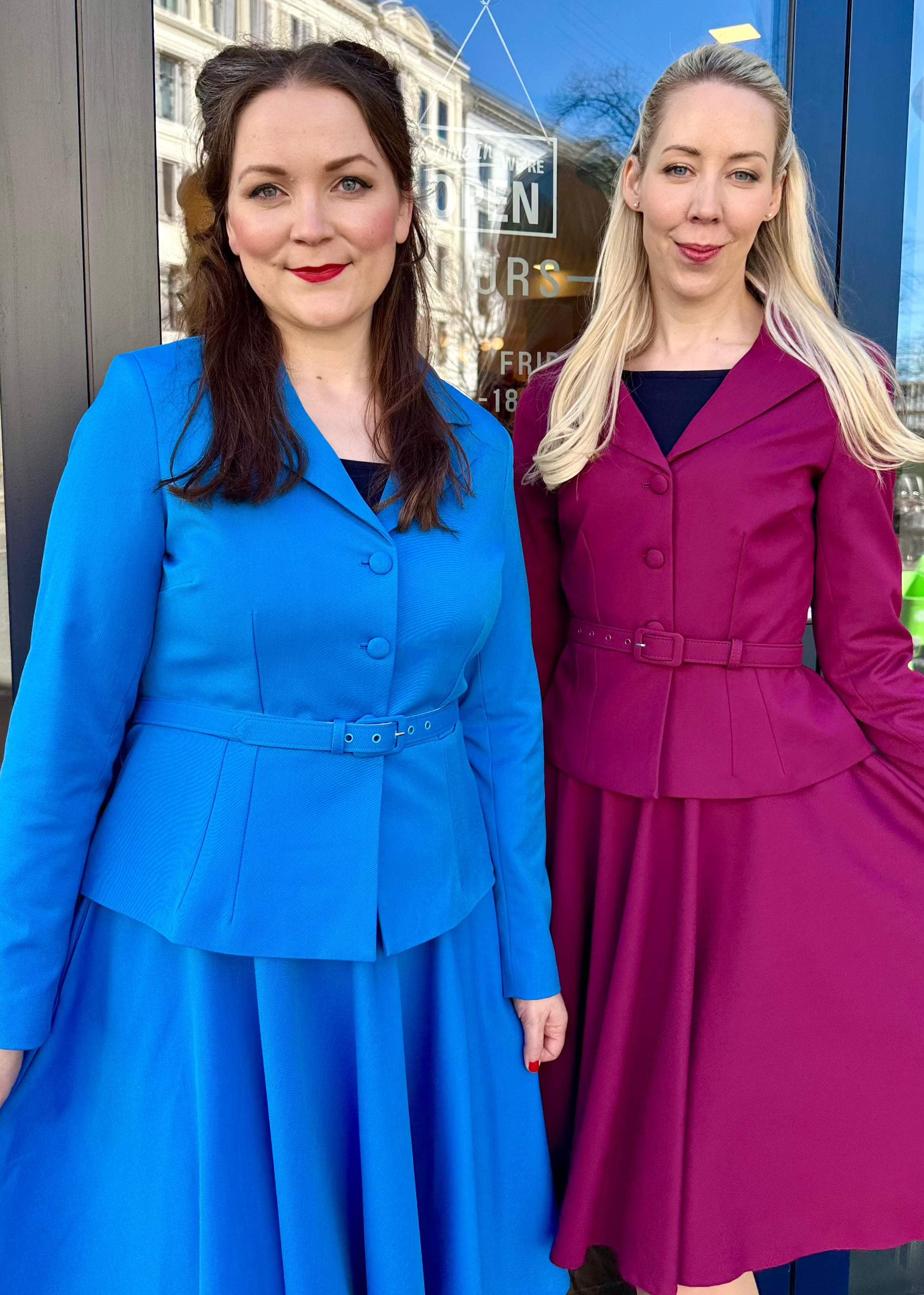 1950er stils swingnederdel i sommerblå swing nederdel Daisy Dapper