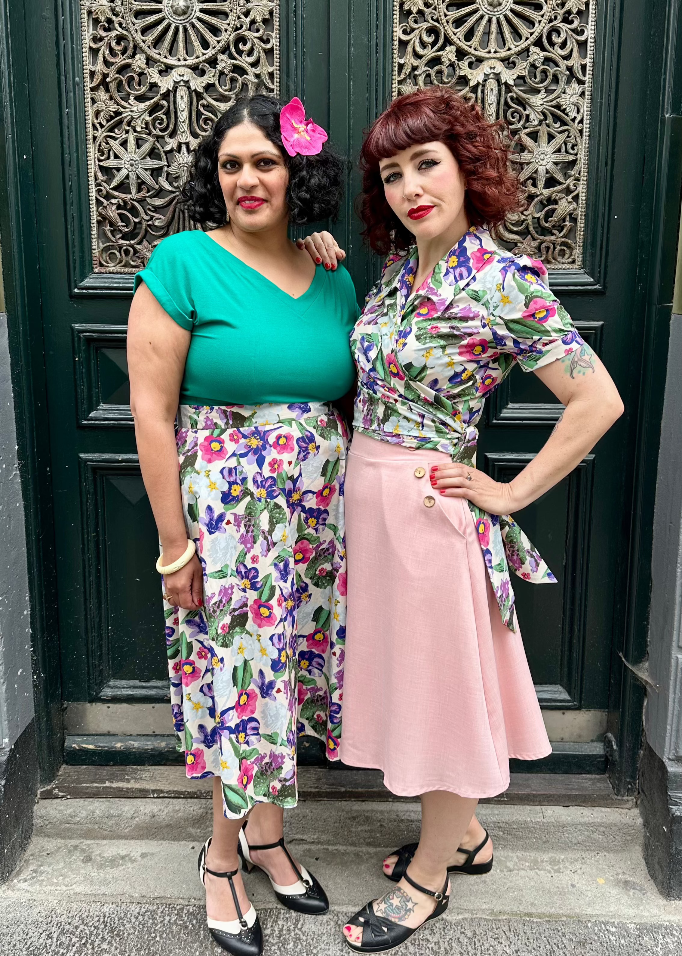 Ava swingnederdel i tropical blomster mønster swing nederdel Weekend Doll