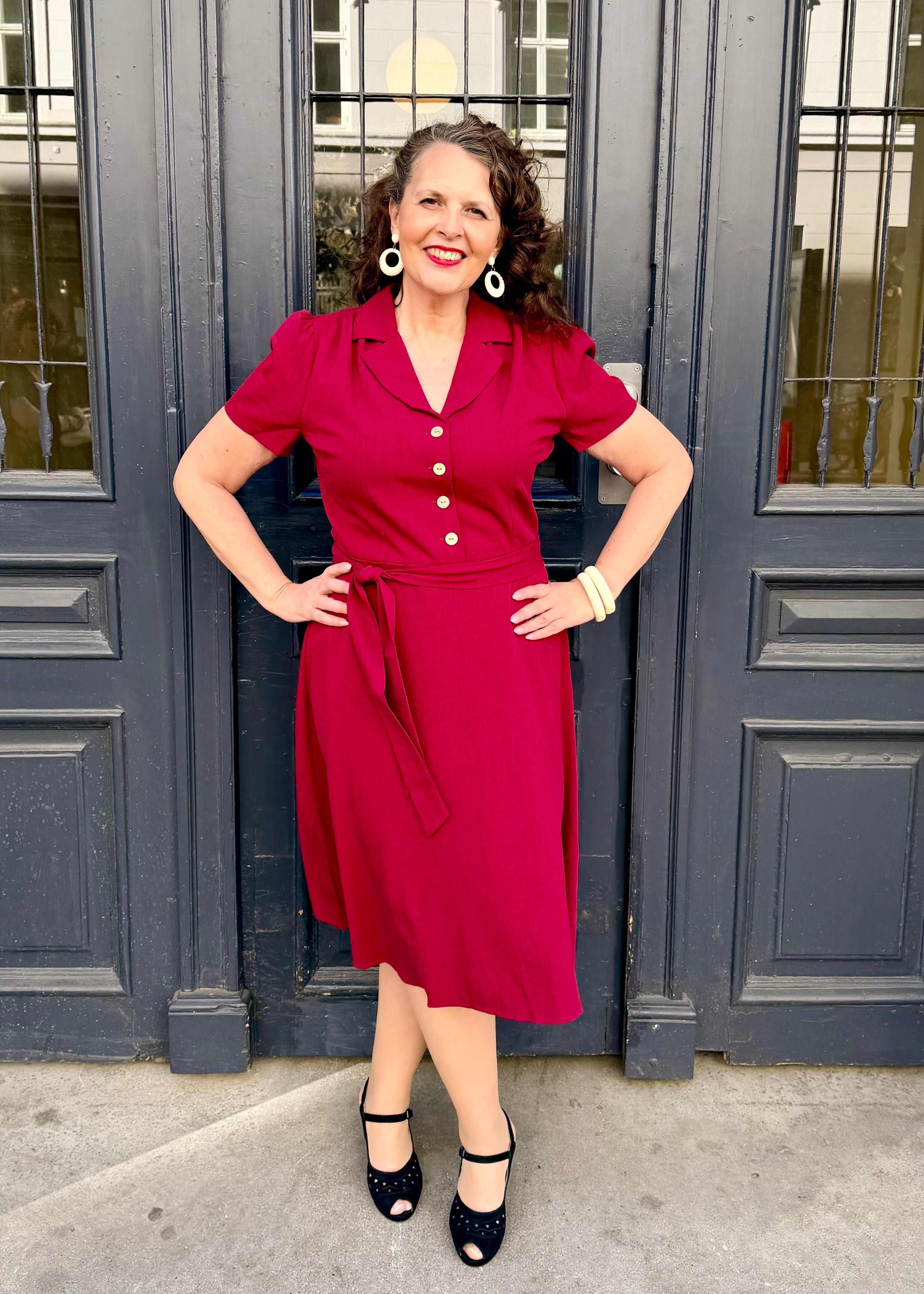Betty kortærmet skjortekjole - berry linen skjortekjole Daisy Dapper