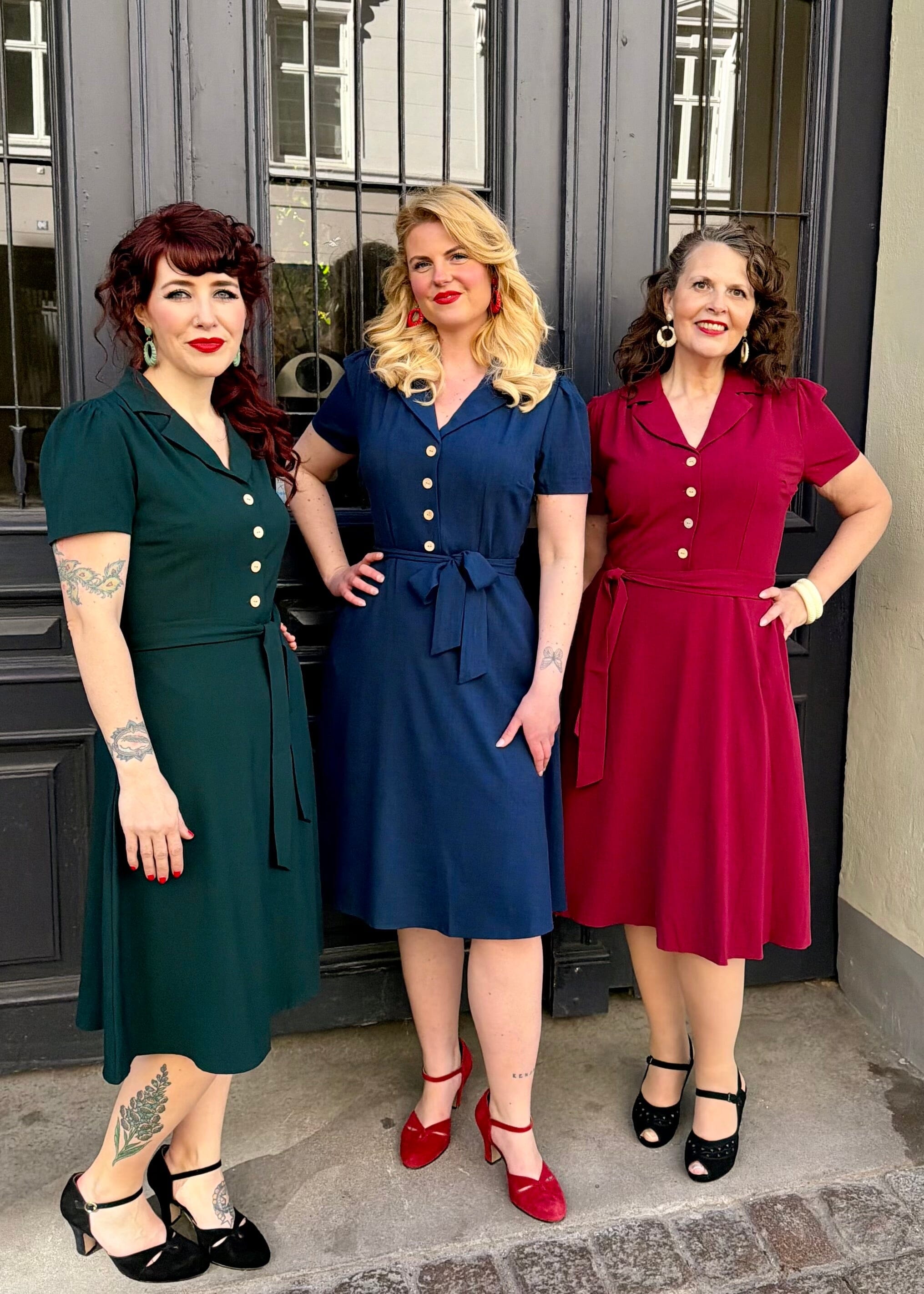 Betty kortærmet skjortekjole - navy linen skjortekjole Daisy Dapper
