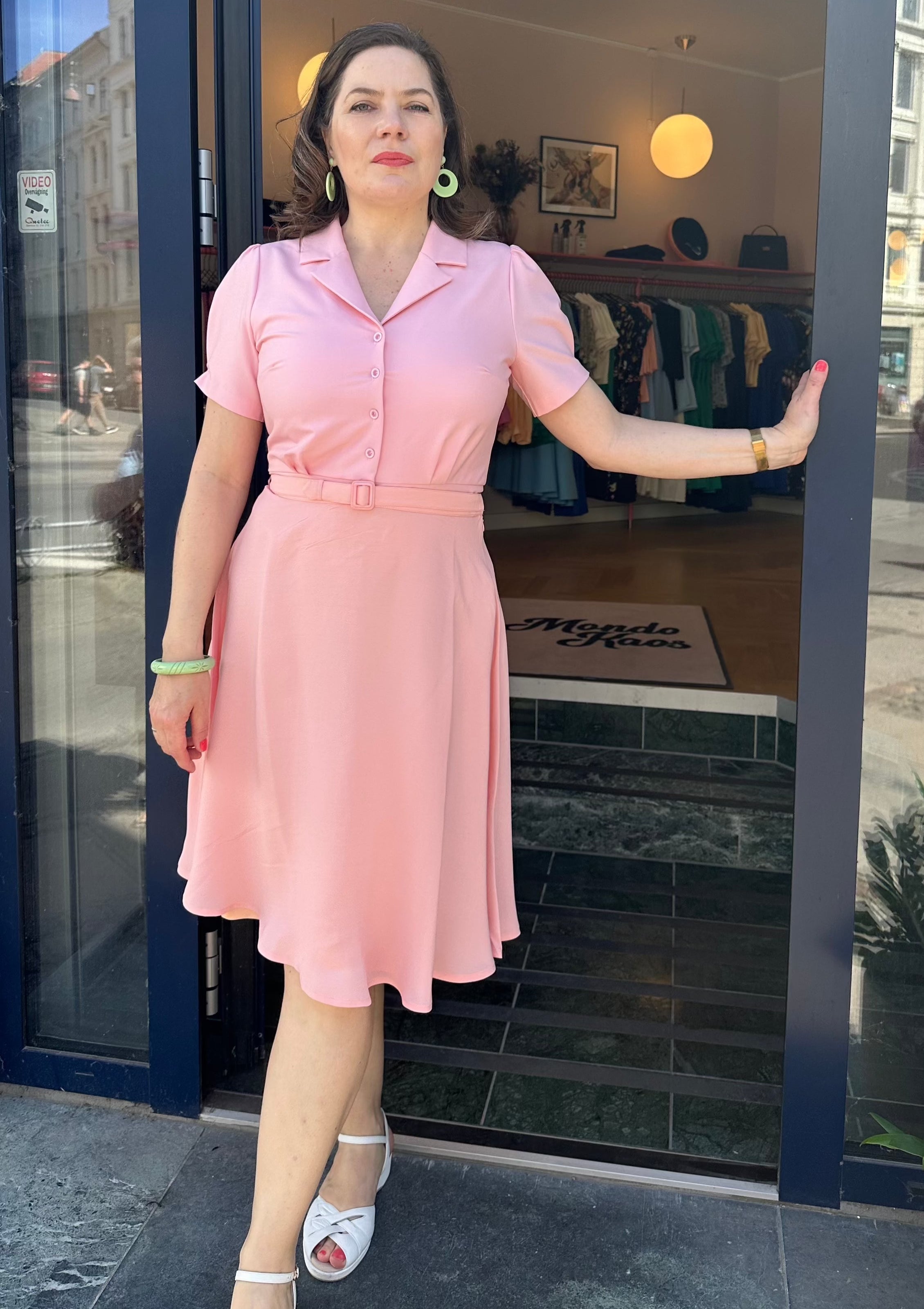 Circle skirt - nederdel i sart pink swing nederdel Seamstress Of Bloomsbury