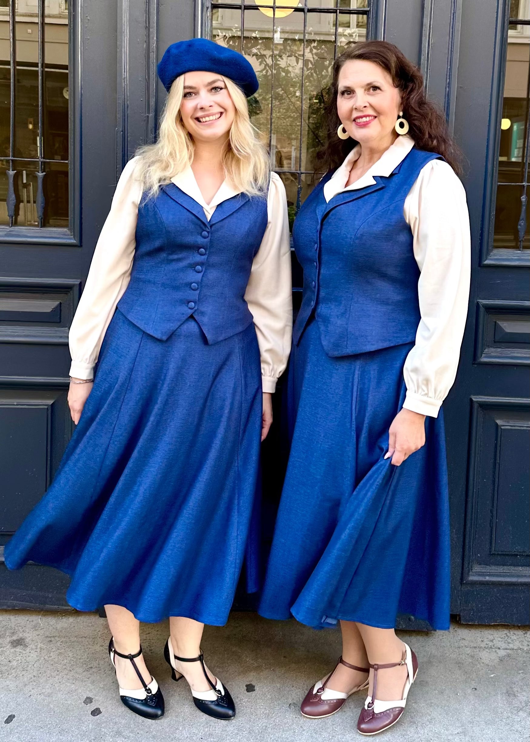 Midi skirt med bælte i blå denim-look Nederdel Daisy Dapper