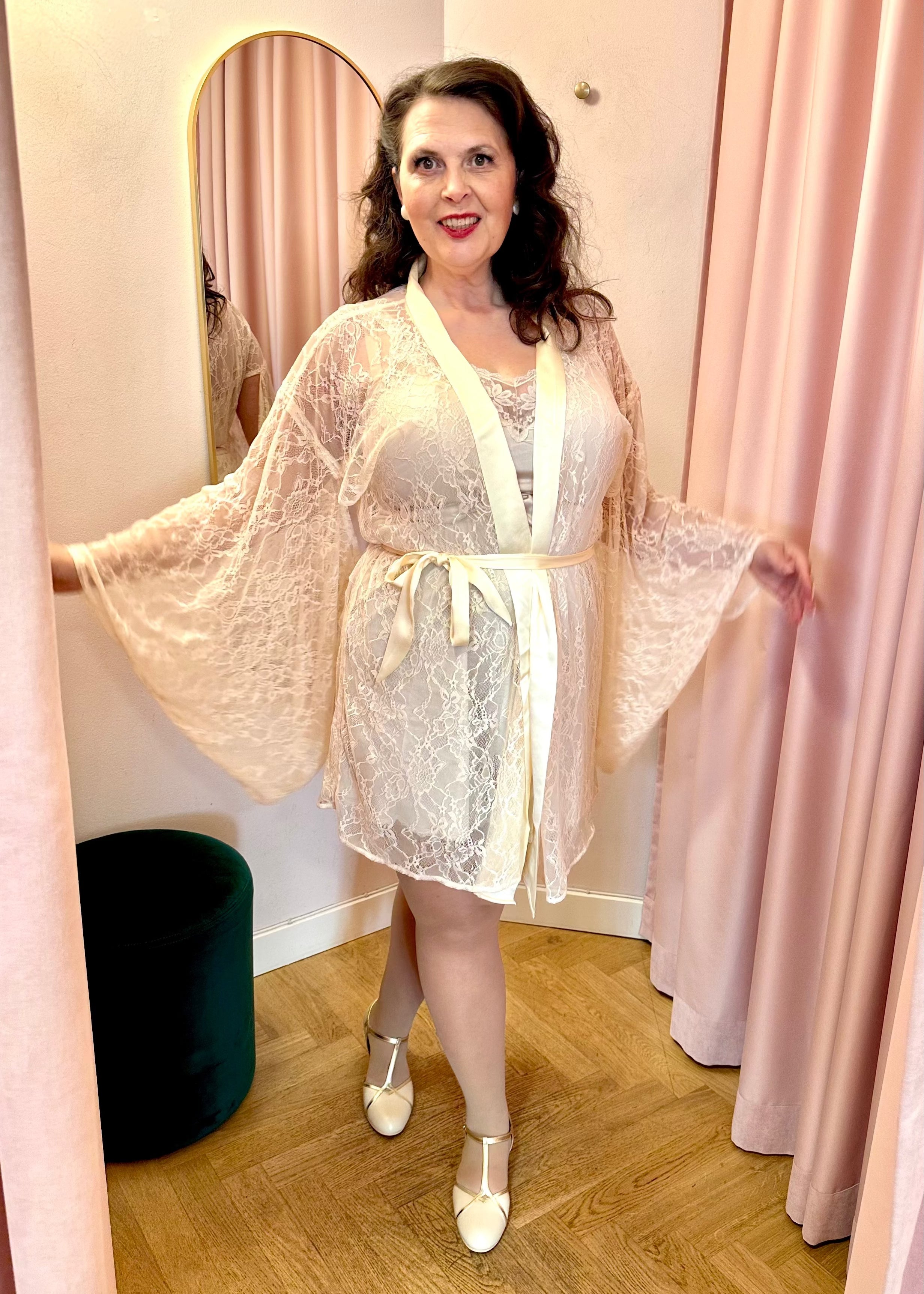 Peach blonde kimono What Katie Did