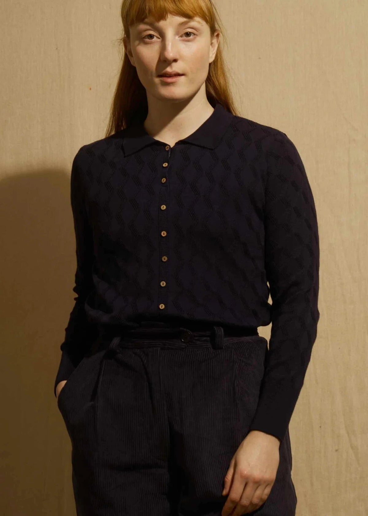 Rosie - Navy Pointelle Top strik Palava