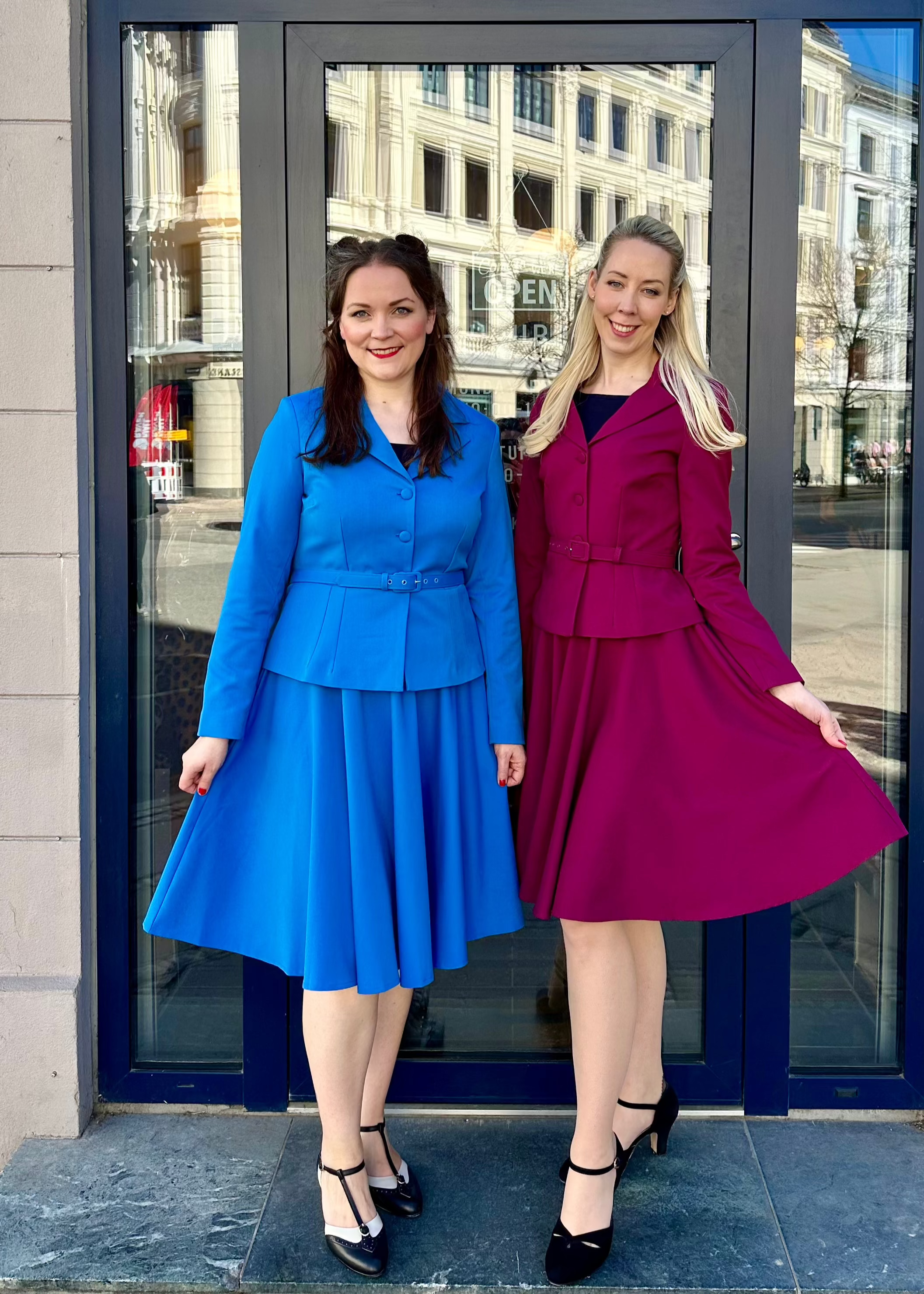 Siri taljeret blazer i magenta jakke Daisy Dapper