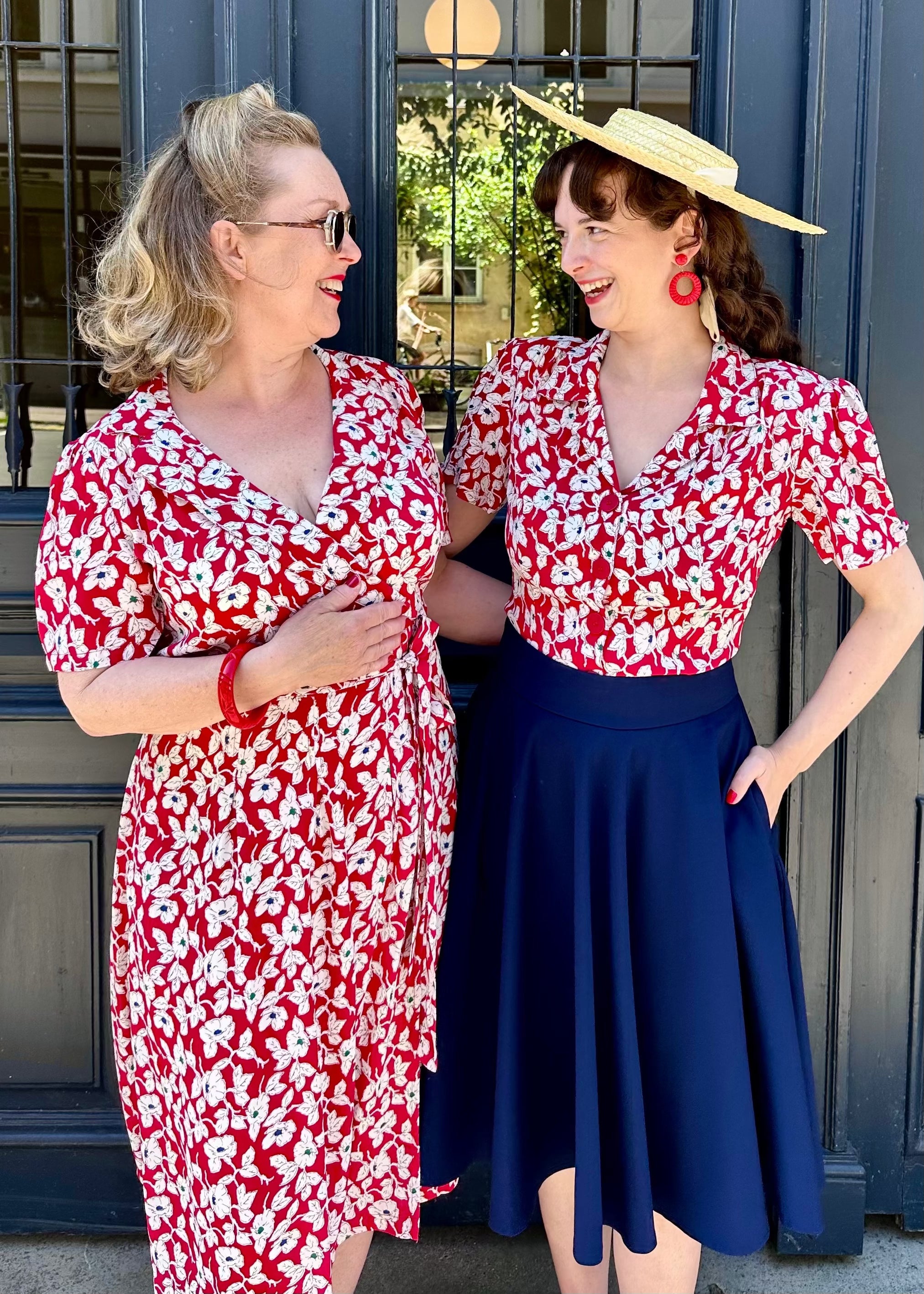 Slåom kjole i 'pansy' print slåom kjole Seamstress Of Bloomsbury