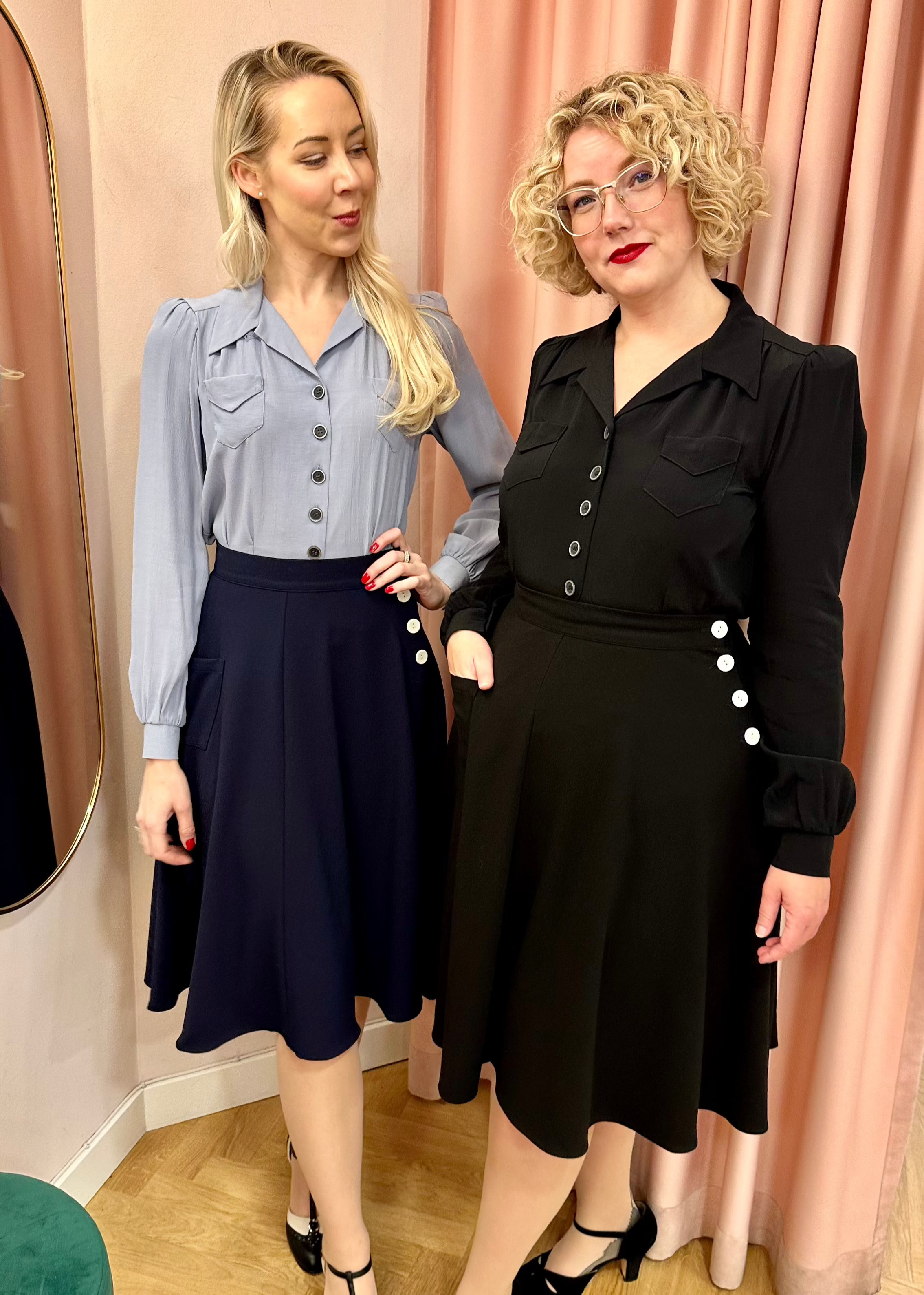 Sweetheart vintage stils skjortebluse i sort langærmet skjorte House of Foxy