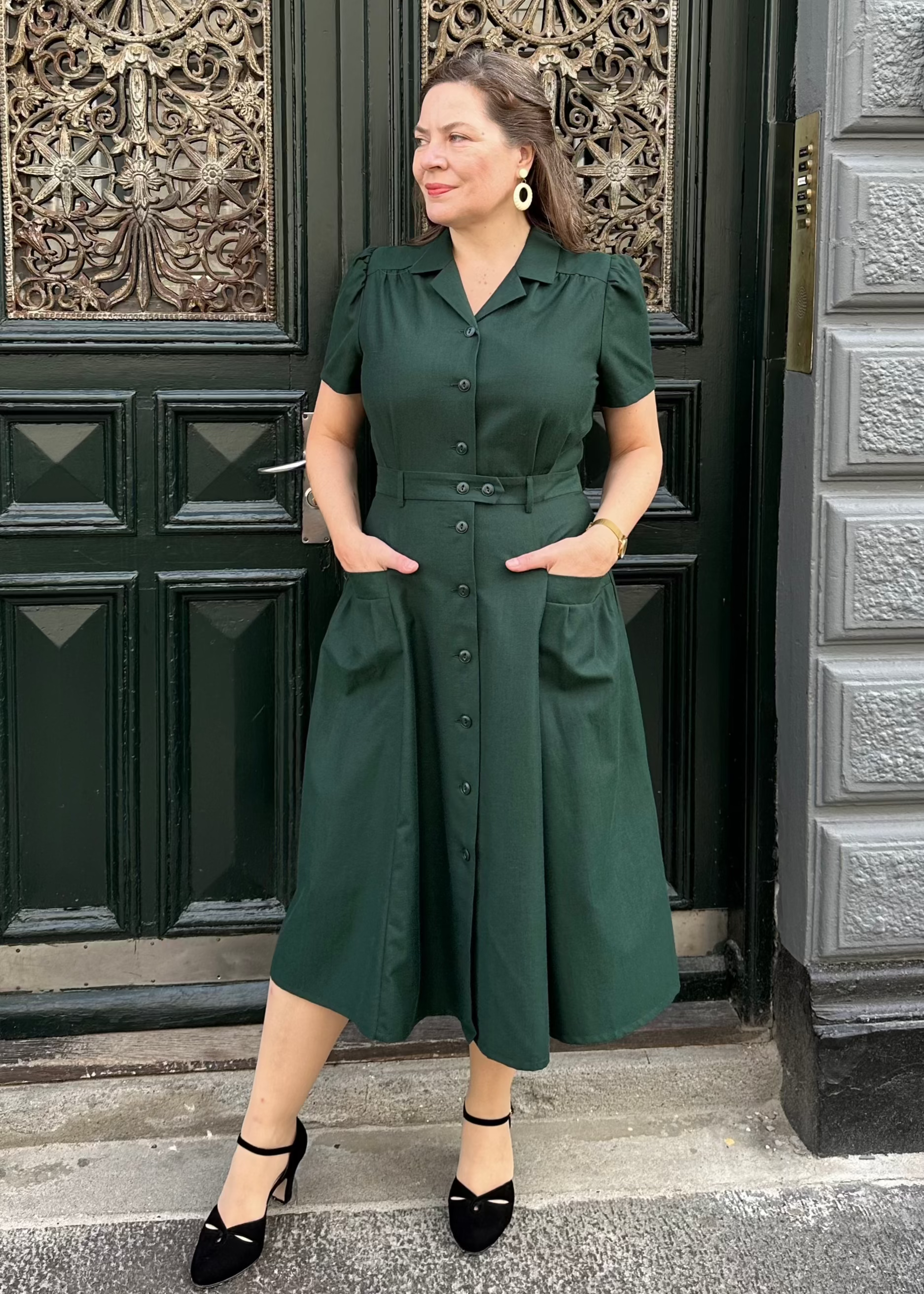 The 9-to-5-dress i flaskegrøn Kjoler Emmy Design