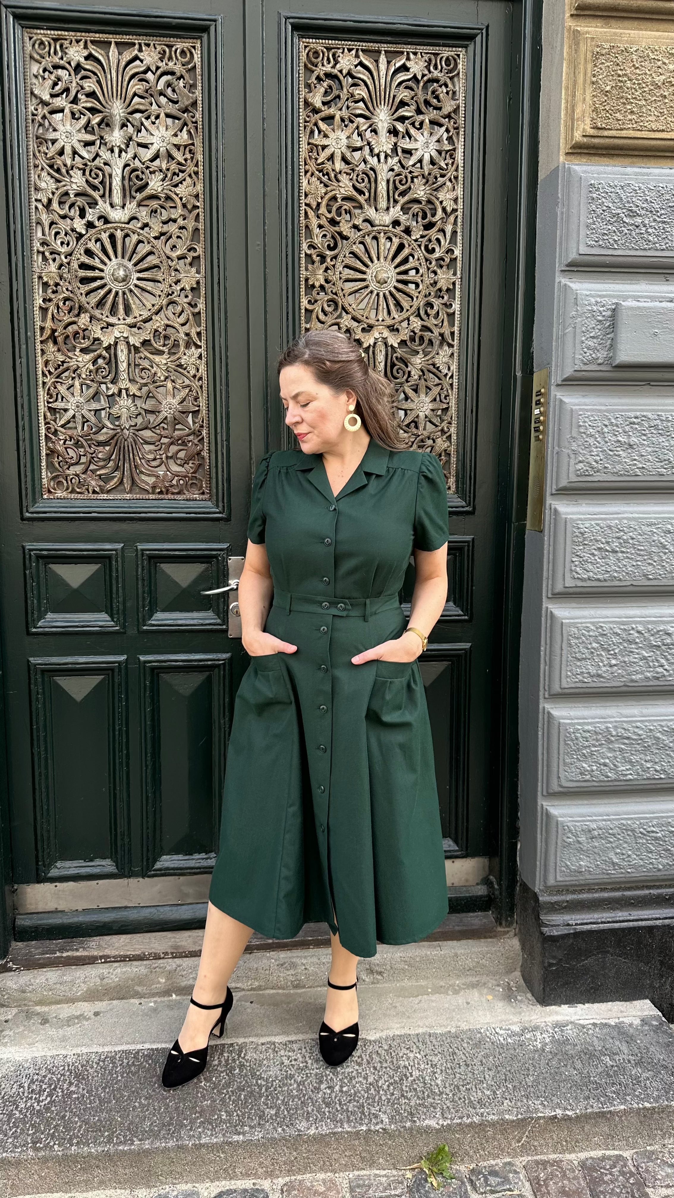 The 9-to-5-dress i flaskegrøn Kjoler Emmy Design