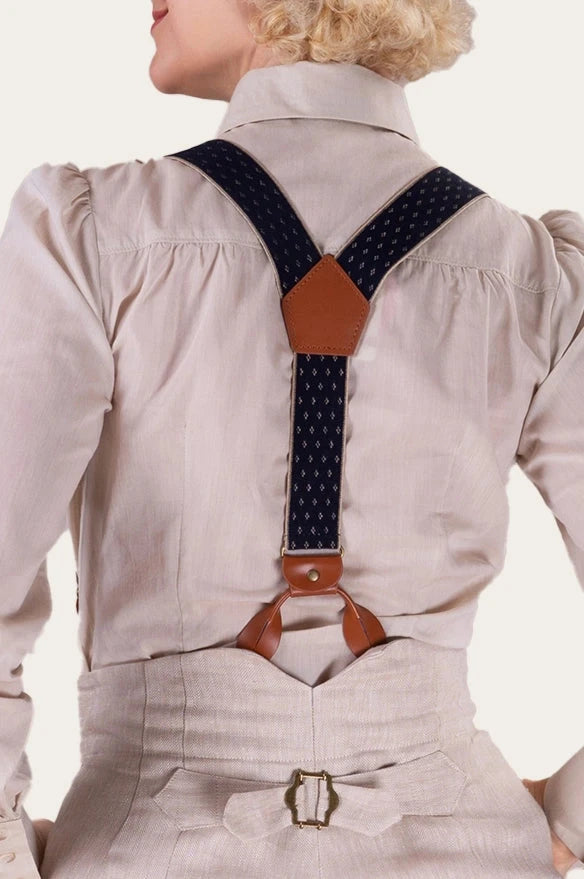 The Sassy Suspenders seler i navy med ruder Accessories Emmy Design