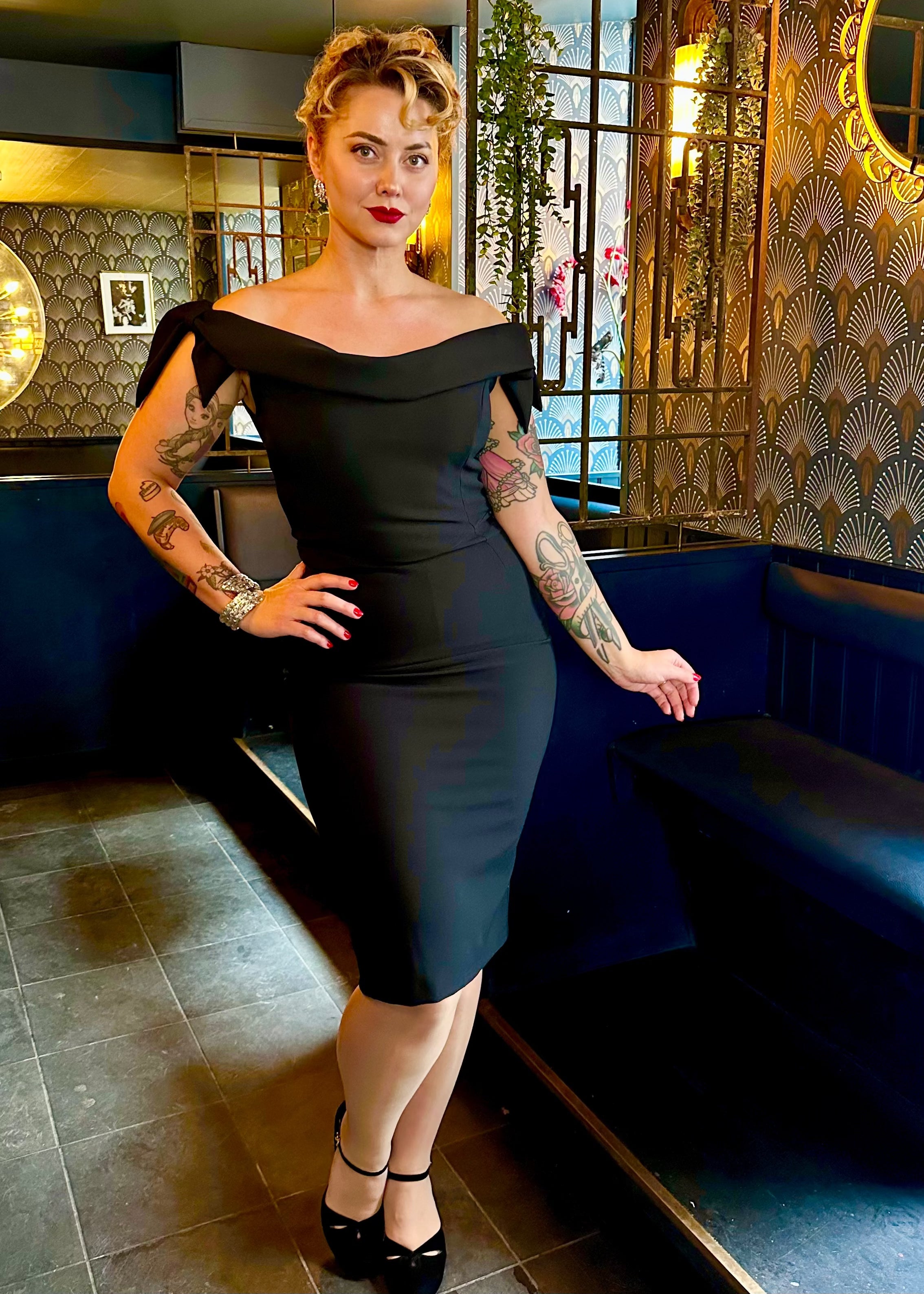 Tilly pencil kjole i Sort swing kjole Pretty Dress Company