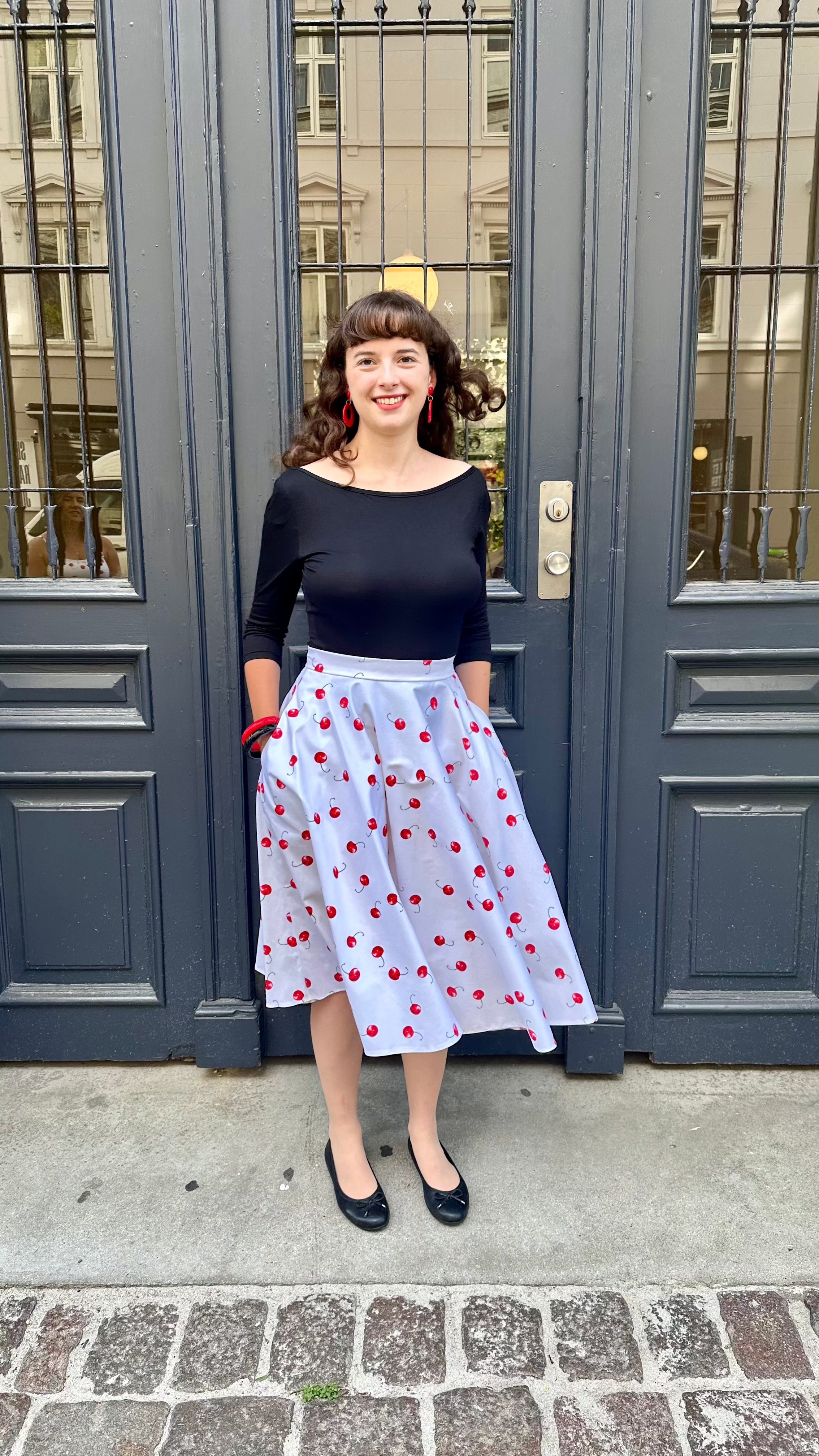 Vendbar Boatneck top i sort - deluxe tøj Daisy Dapper