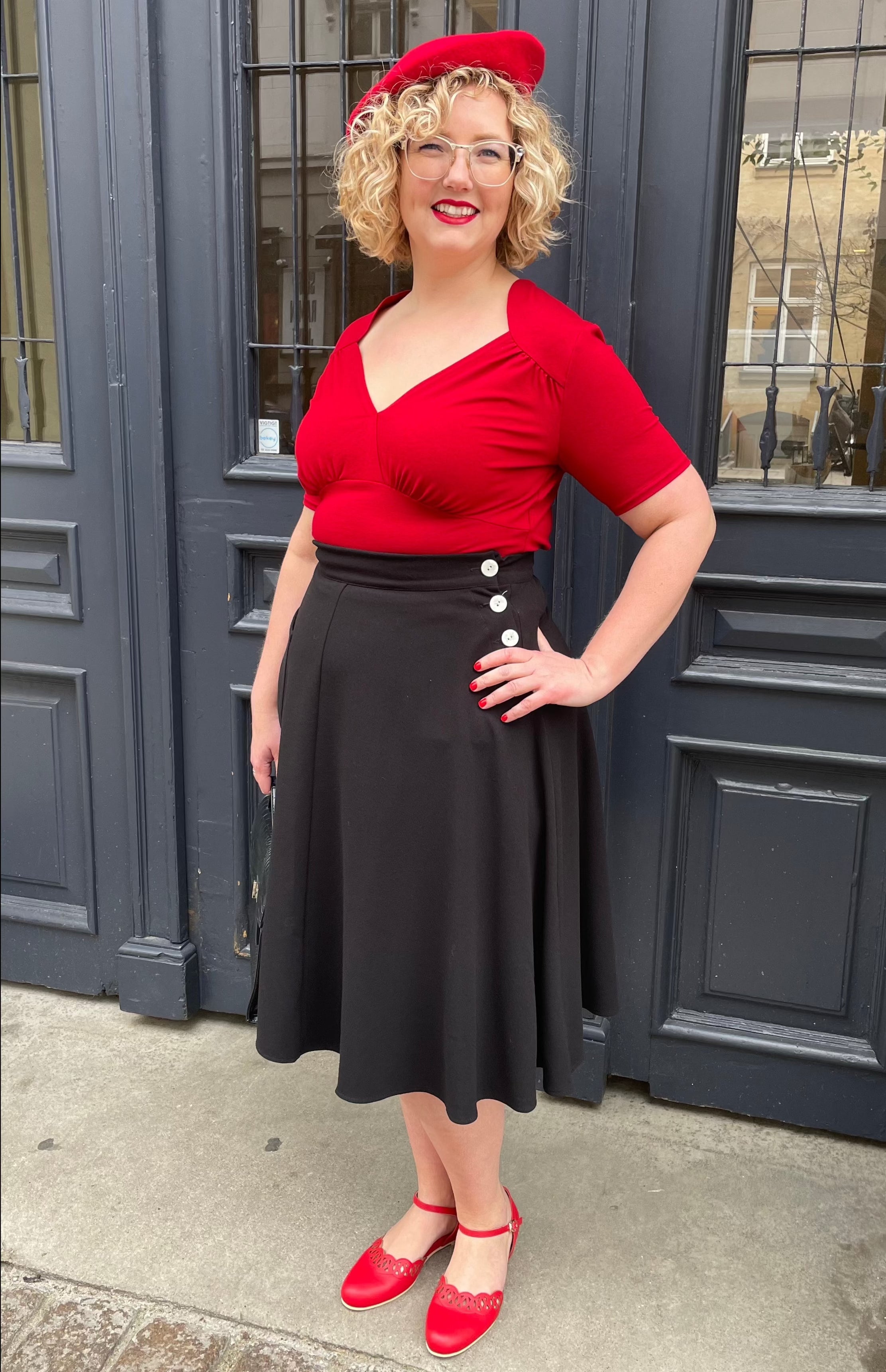 Whirlaway swing nederdel i sort toej House Of Foxy