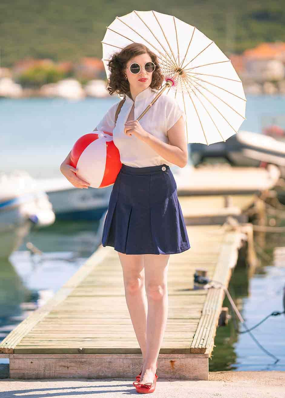 House Of Foxy: Plisserede shorts i navy toej Mondo Kaos