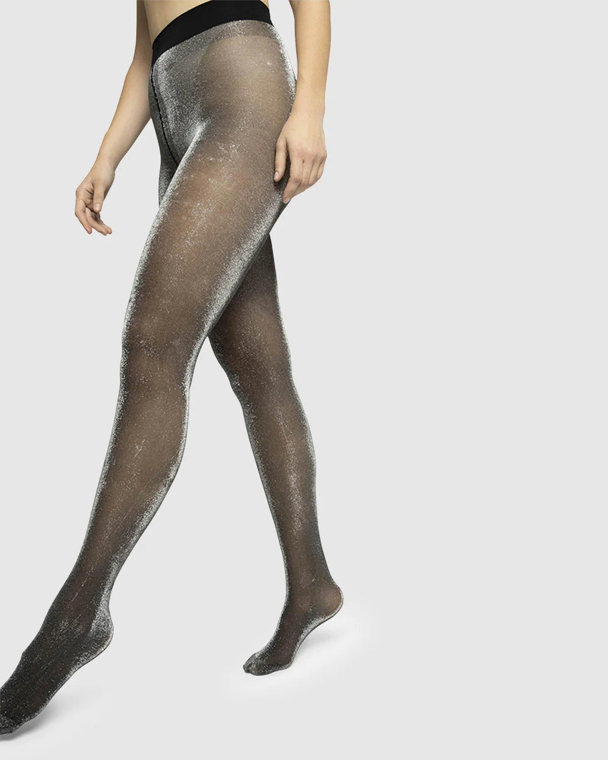 Swedish Stockings: Tora shimmer strømpebukser i sort 30 denier toej Swedish Stockings