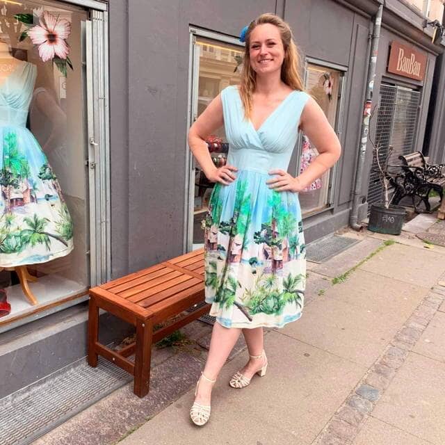 Novelty print kjoler i 50er stil