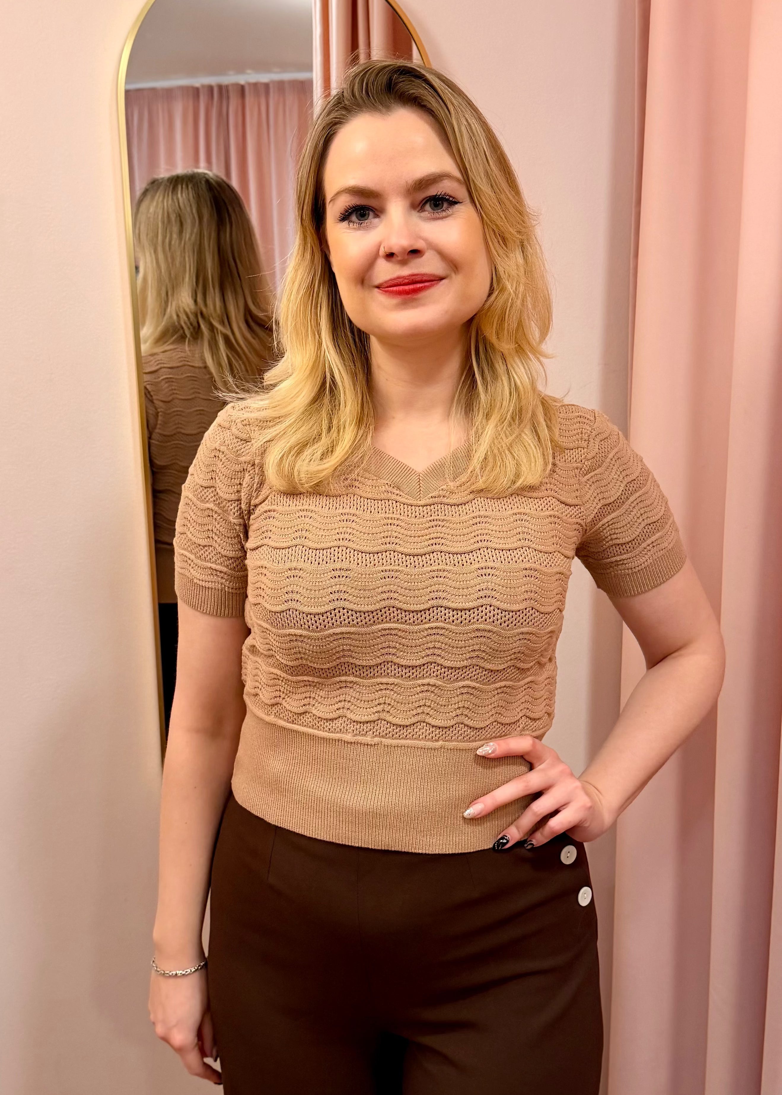 1940s Sweetheart Sweater - Sesame top House of Foxy 