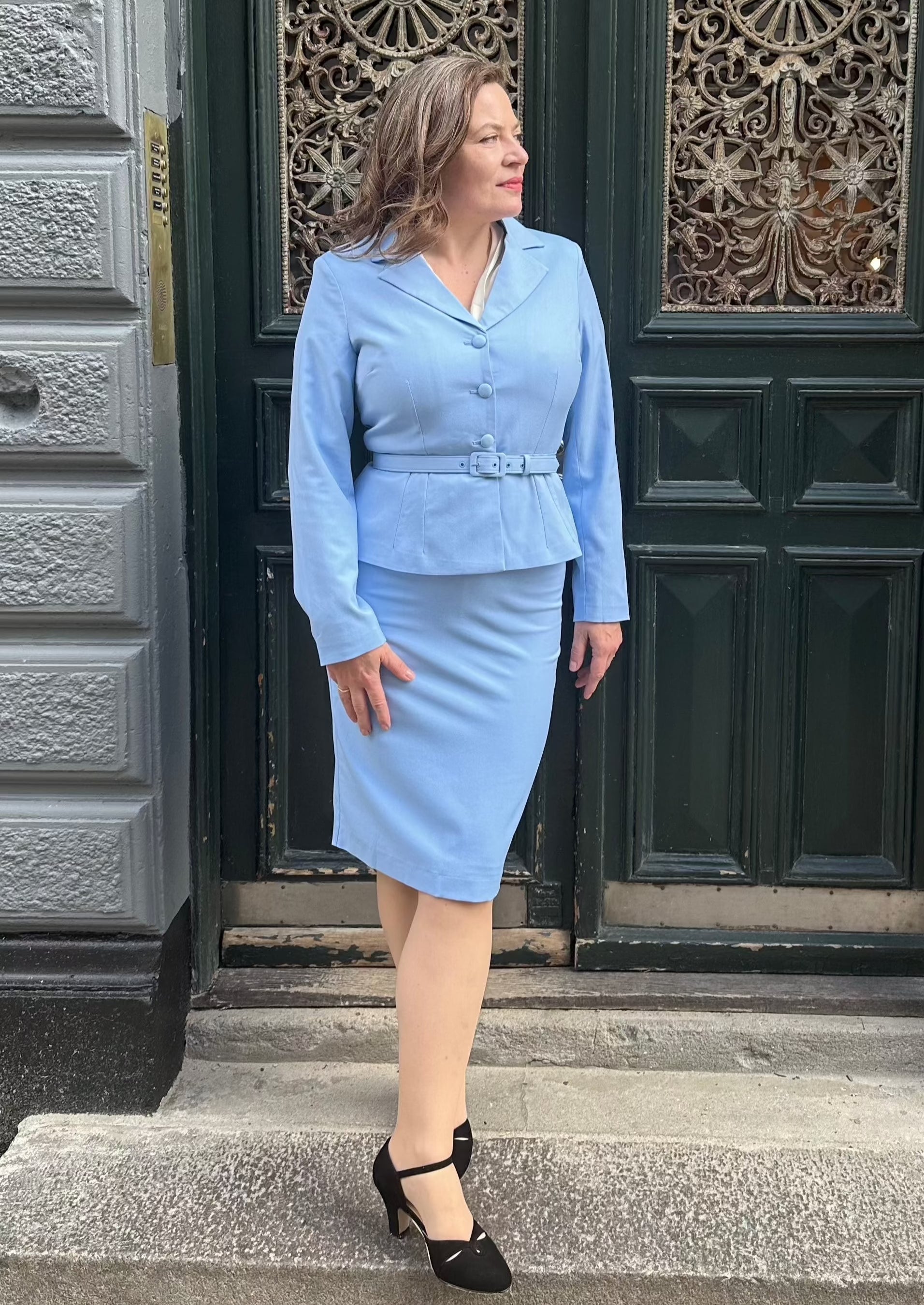 1950'er stils pencil nederdel i lys himmelblå Nederdel Daisy Dapper 