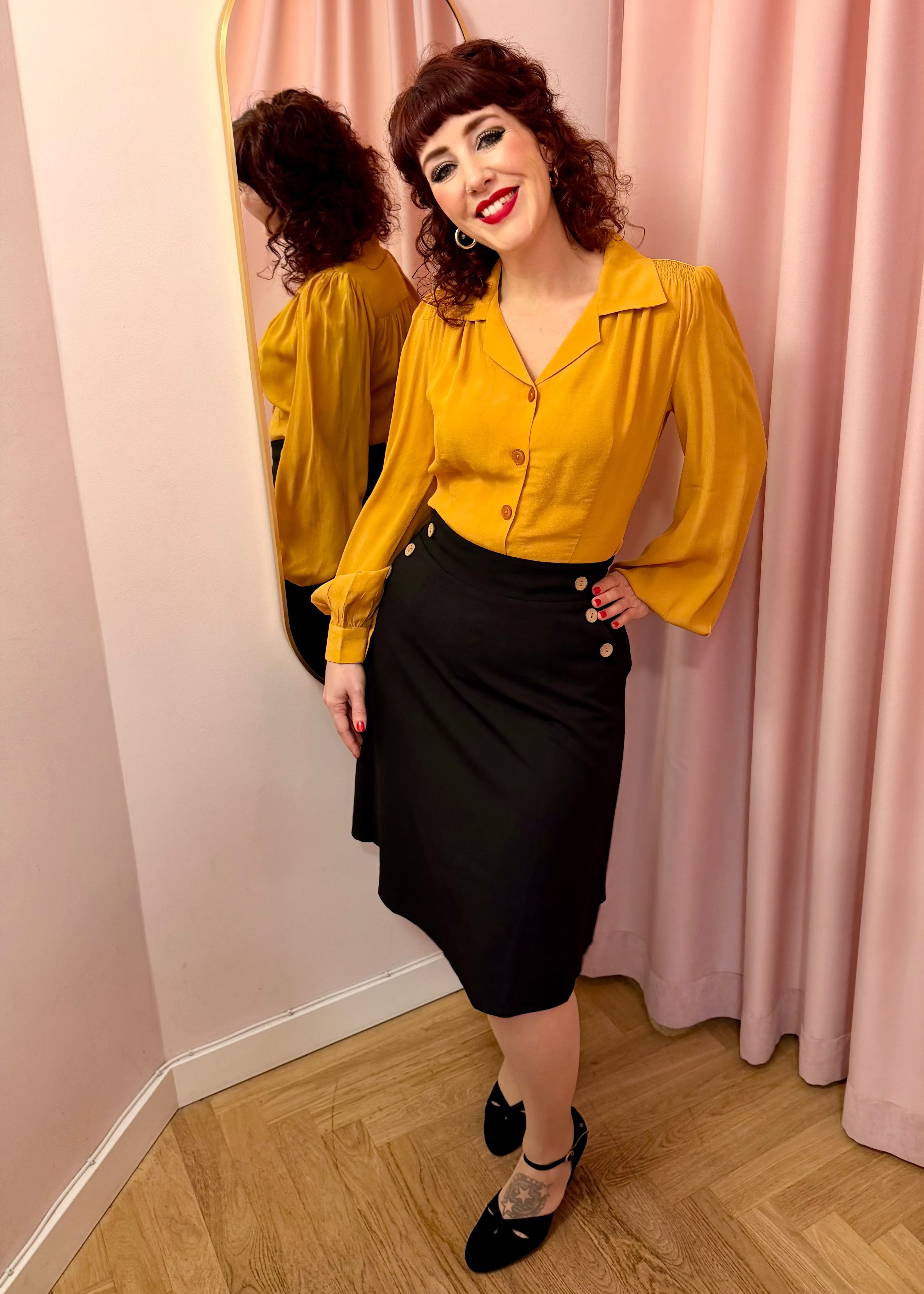 A-line nederdel med knapper - sort linen aline nederdel Daisy Dapper 