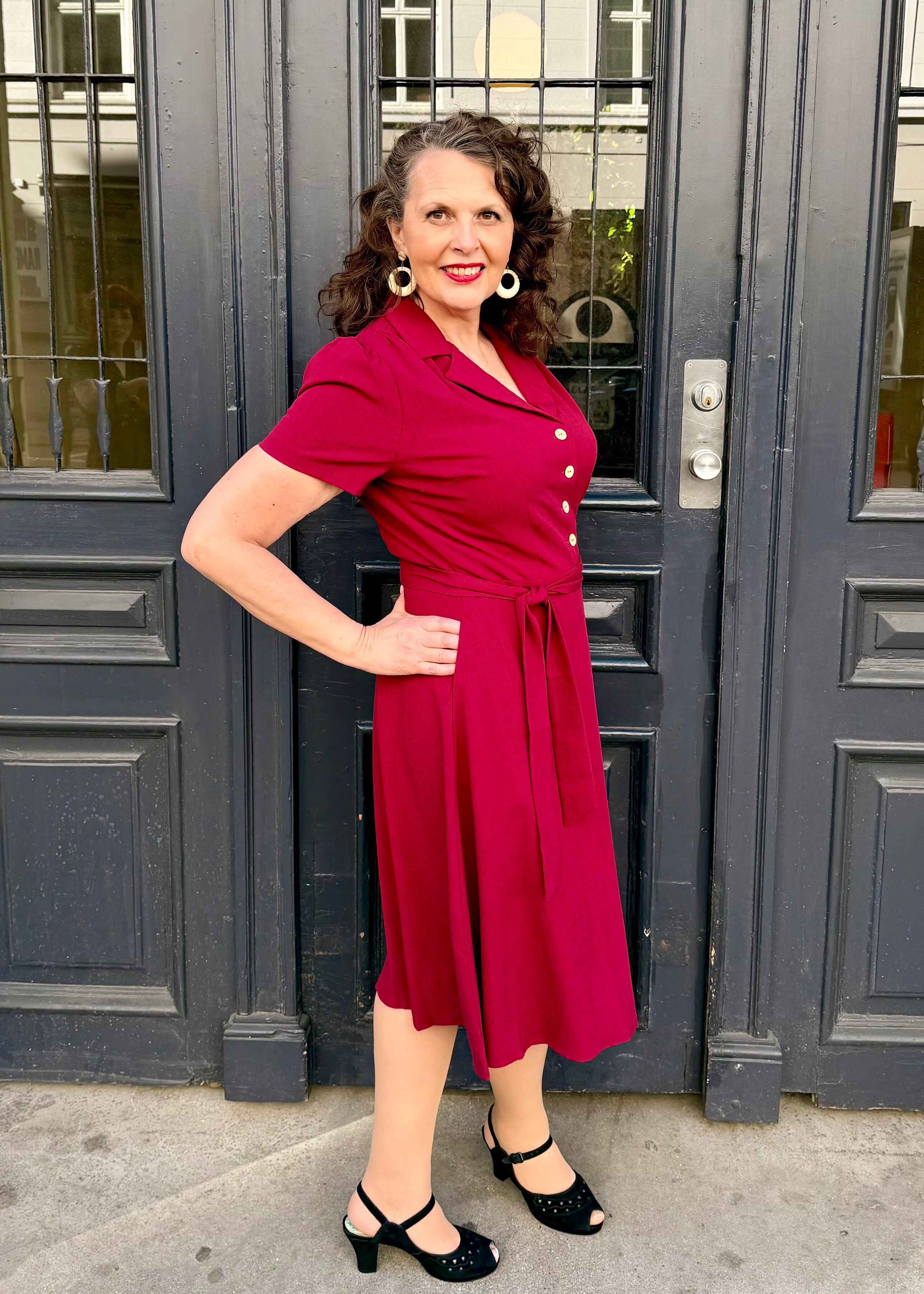 Betty kortærmet skjortekjole - berry linen skjortekjole Daisy Dapper 