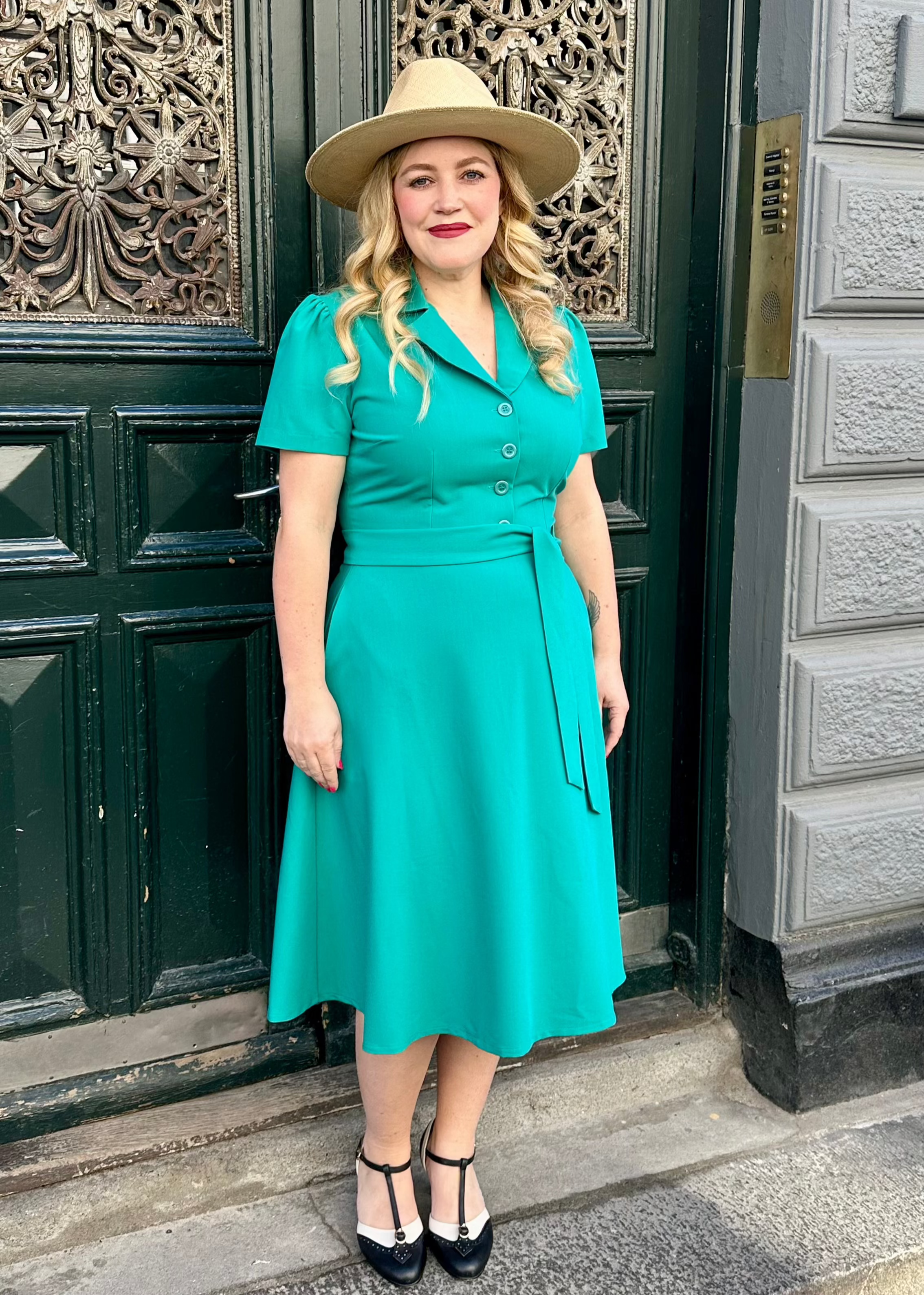 Betty skjortekjole i aqua grøn aline kjole Daisy Dapper 