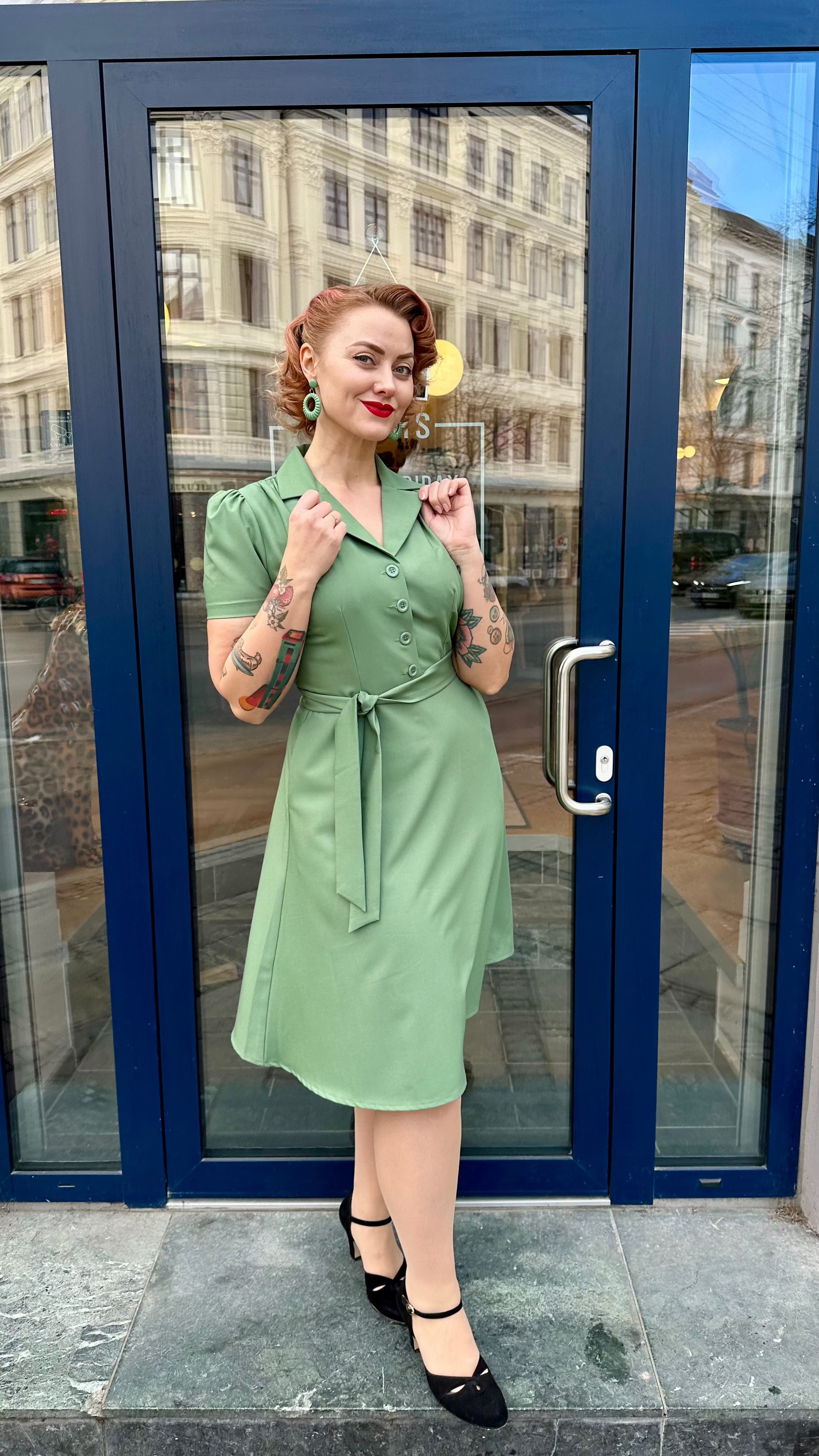 Betty skjortekjole i jadegrøn skjortekjole Daisy Dapper 