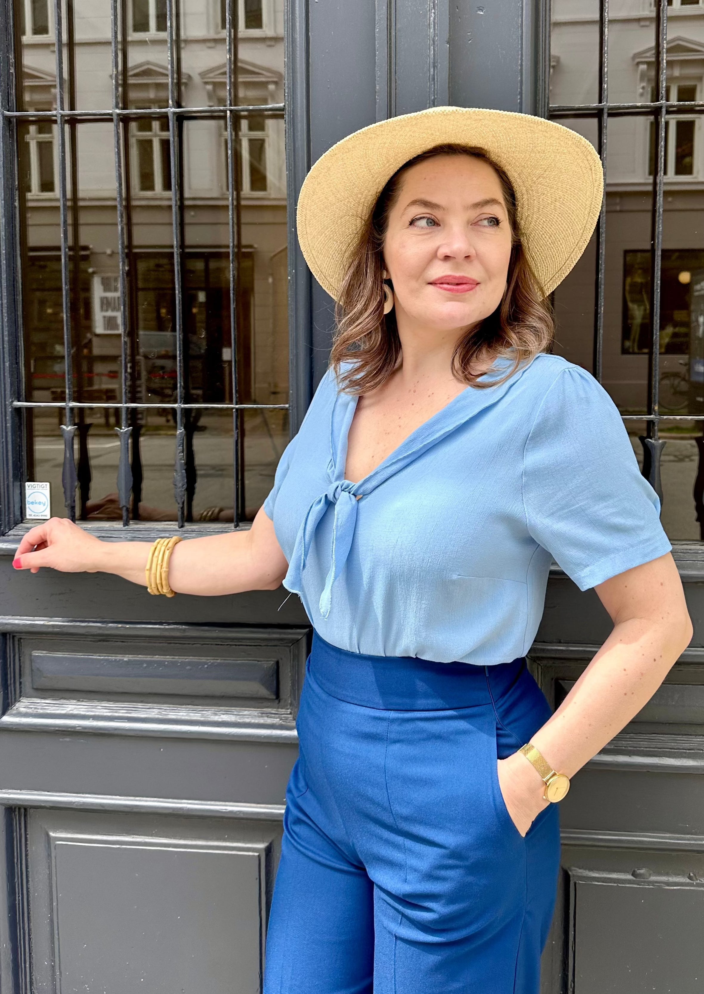 Billie højtaljede bukser i midnatsblå bukser Daisy Dapper 