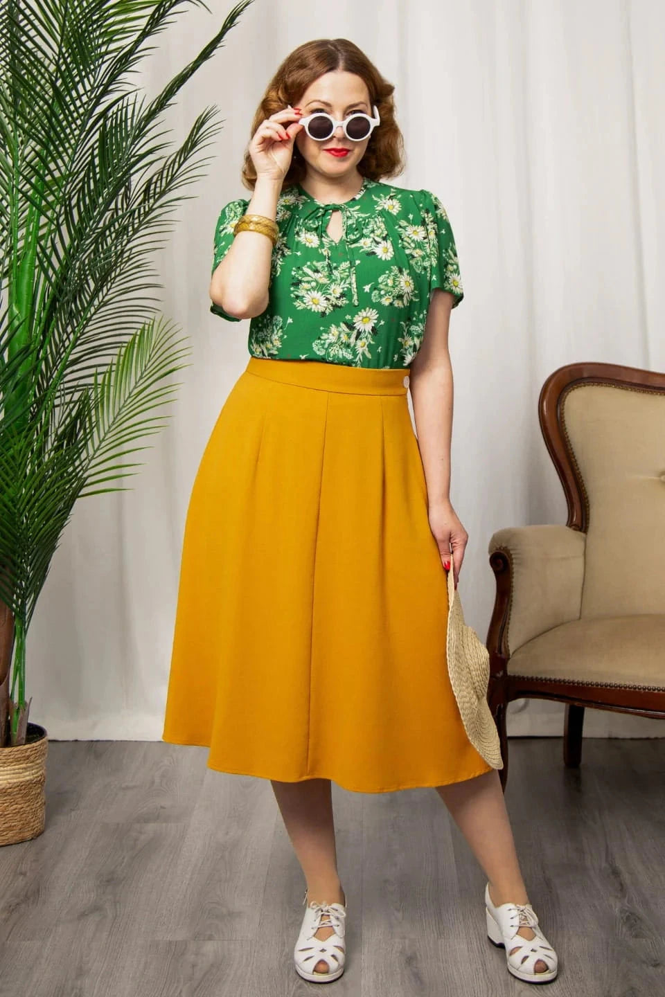 Ginger Top - green floral kortærmet skjorte Weekend Doll 