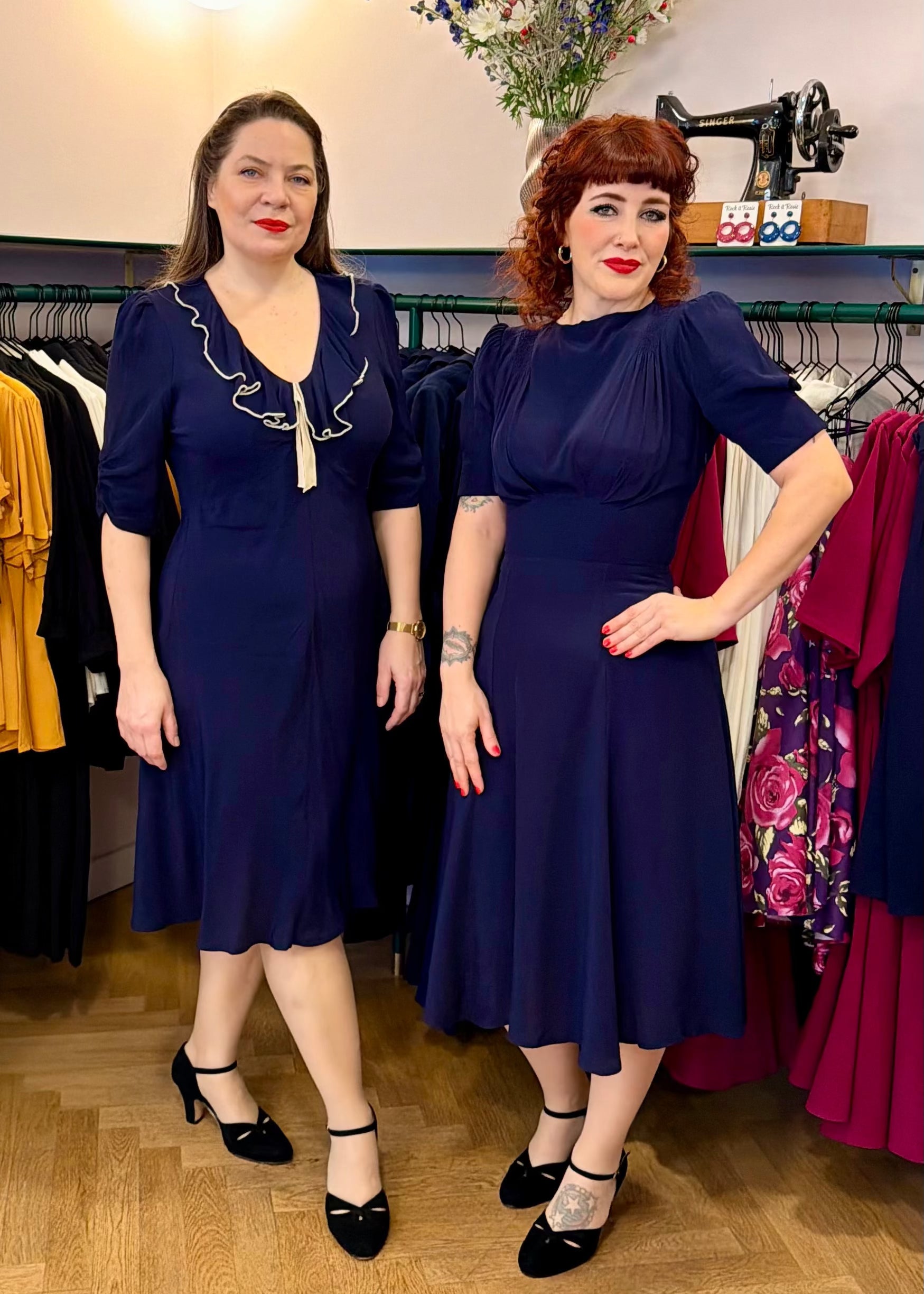 'Girl Friday' 1940'er stils kjole - navy blå aline kjole House of Foxy 