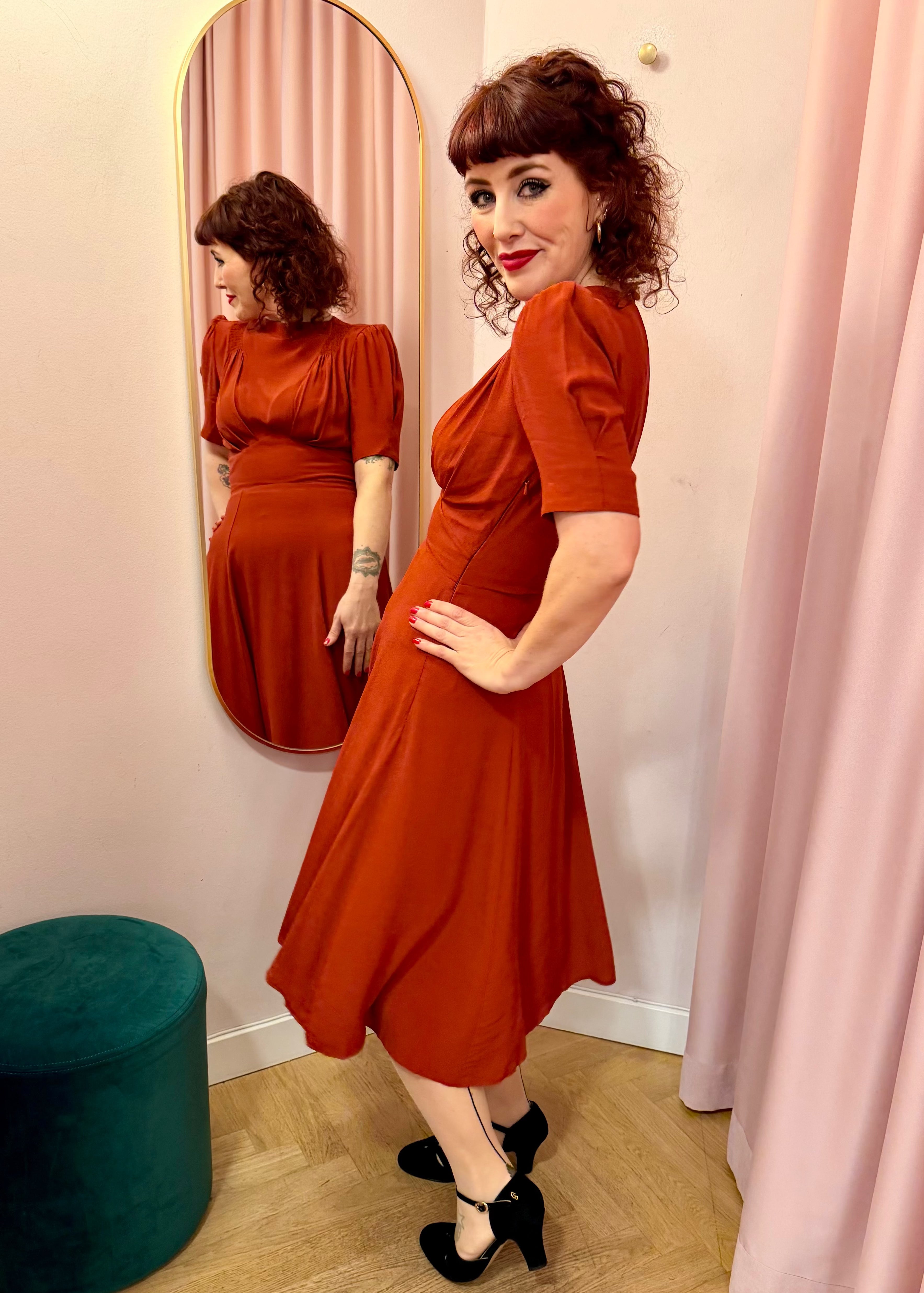 'Girl Friday' 1940'er stils kjole - rust aline kjole House of Foxy 