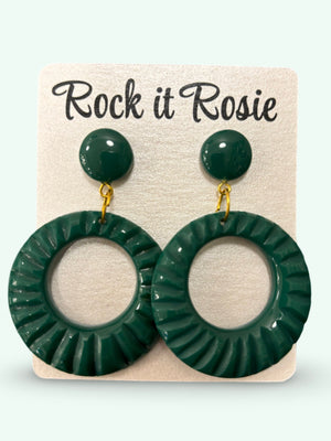 Hoop øreringe med mønster i 1950'er stil i grøn Accessories Rock It Rosie 