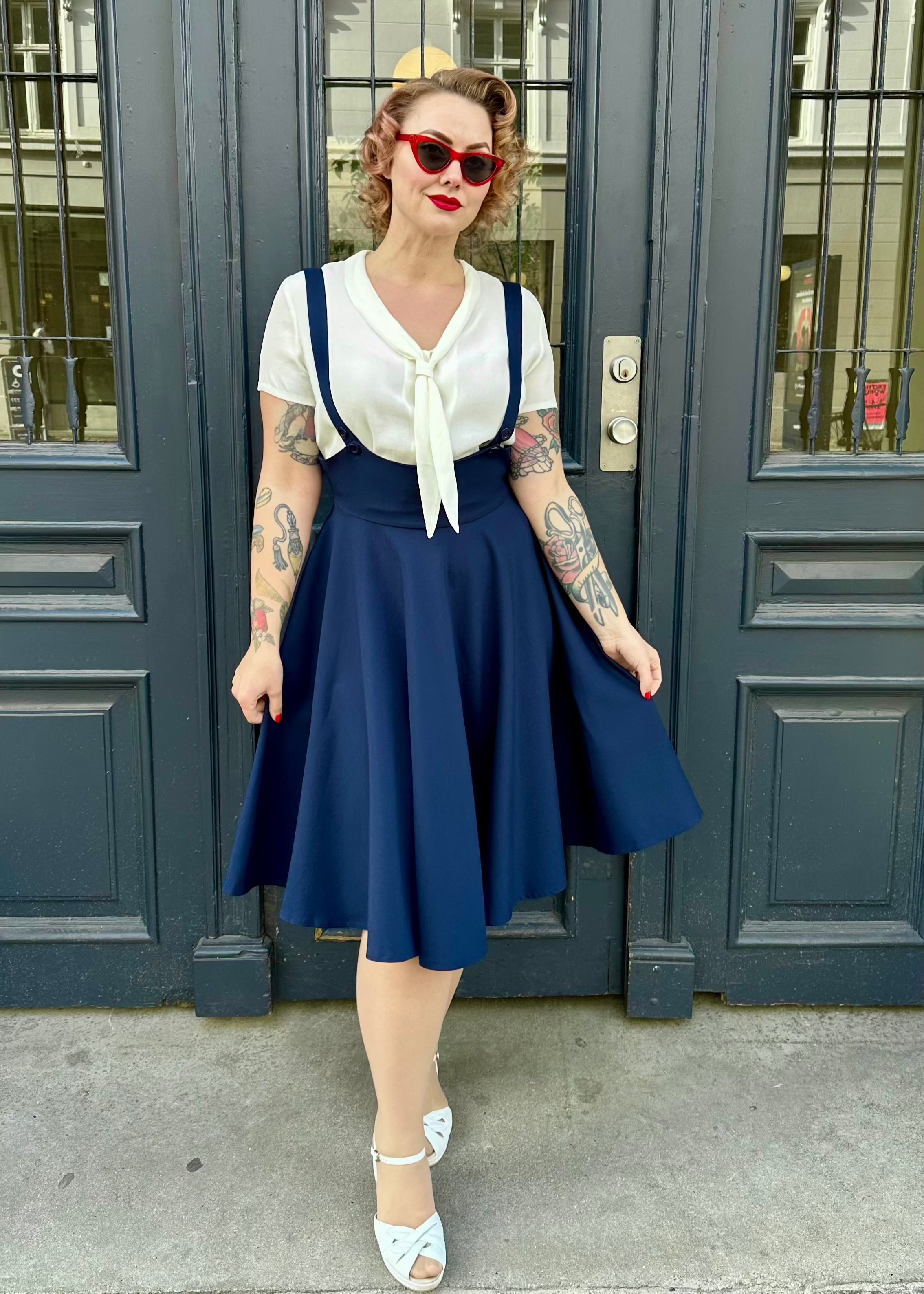 Pinafore swingnederdel i navy blå Nederdel Daisy Dapper 
