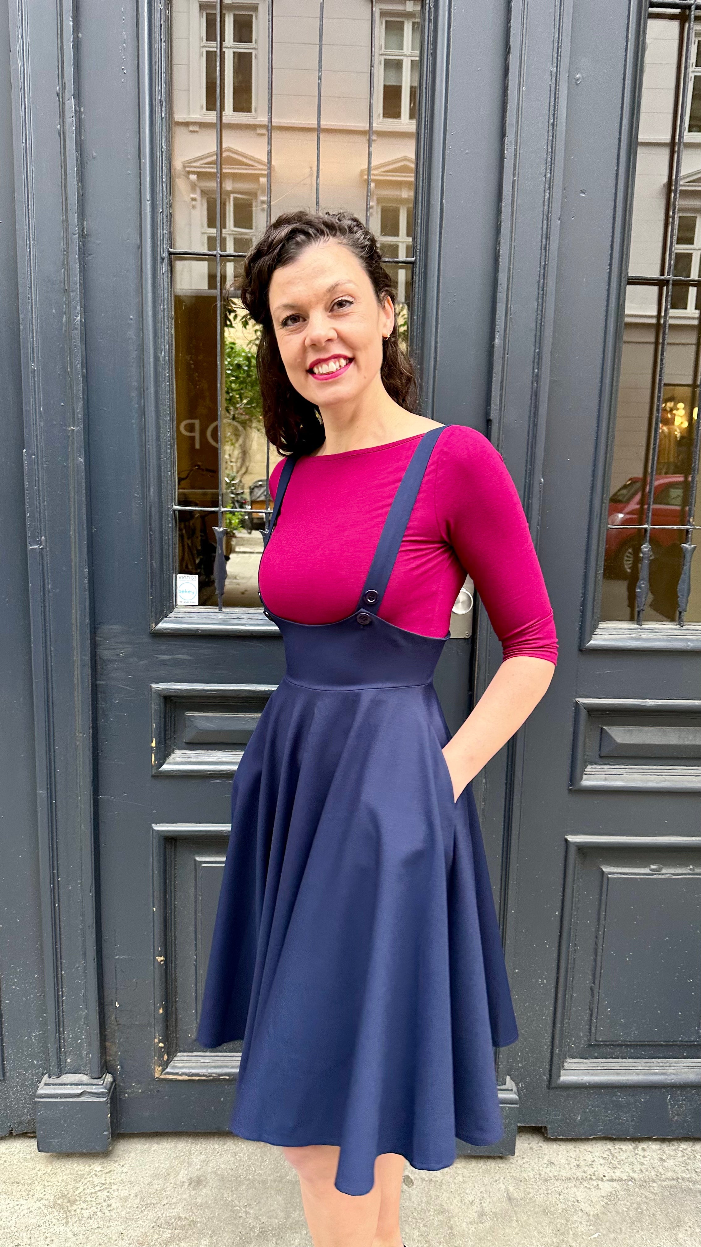 Pinafore swingnederdel i navy blå Nederdel Daisy Dapper 