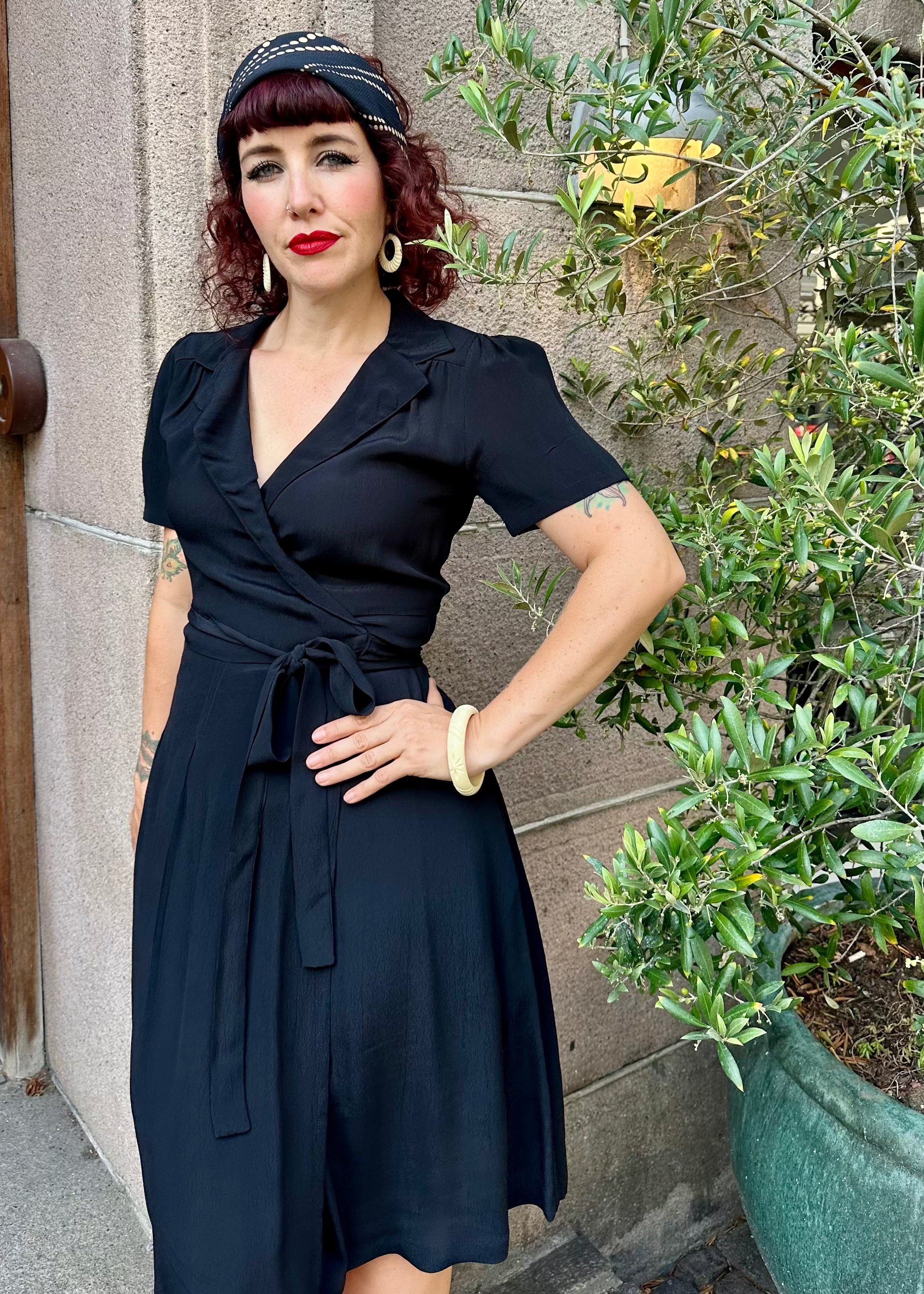 Slåom kjole i sort slåom kjole Seamstress Of Bloomsbury 