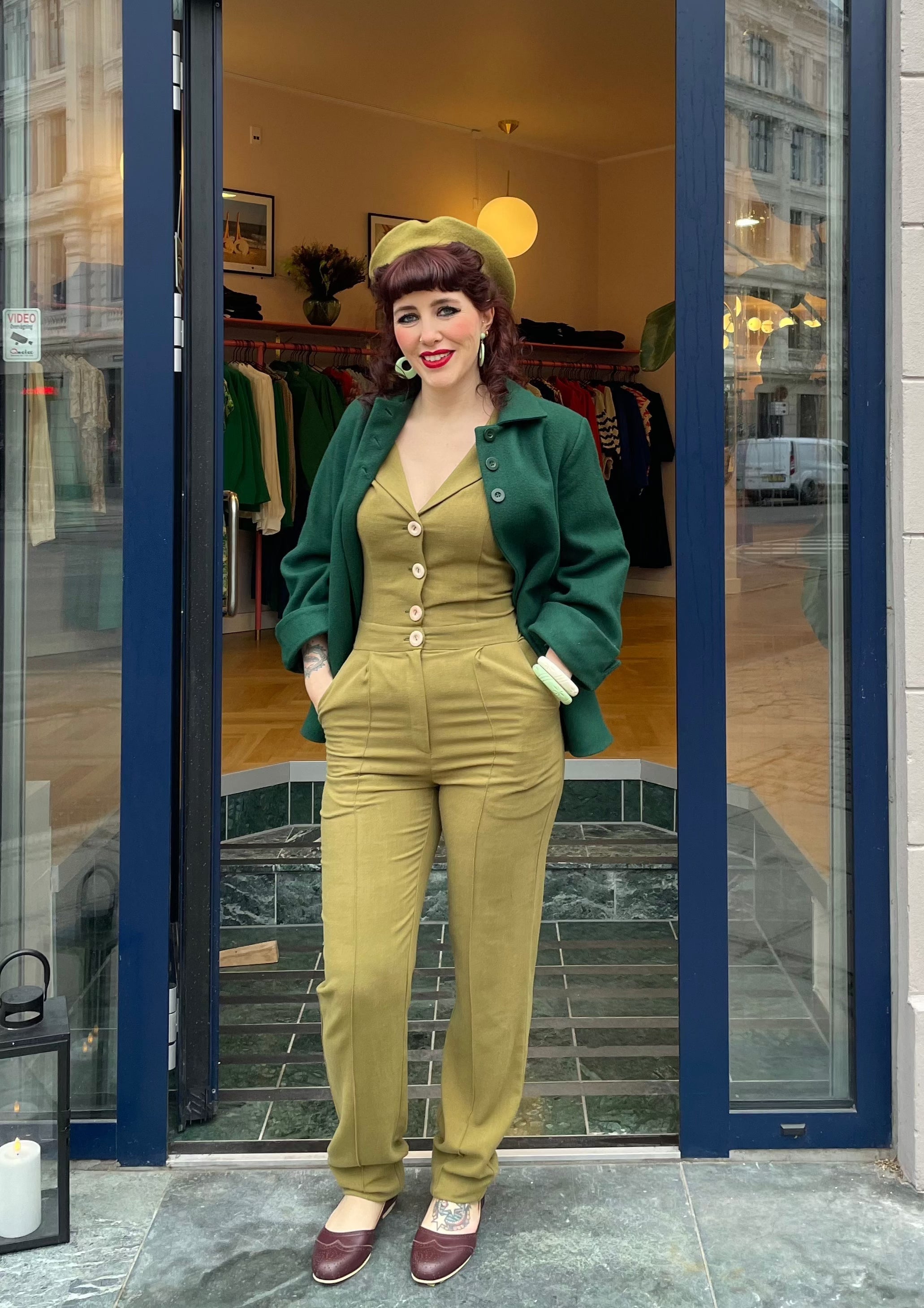 Swing jakke i grøn uld Seamstress Of Bloomsbury 