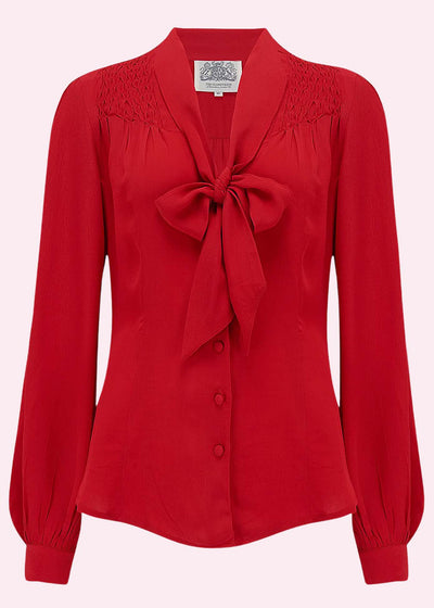 Bloomsbury: Eva - Langærmet skjorte med bindesløjfe i rød toej Seamstress Of Bloomsbury 
